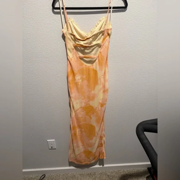 Hello Molly WARMTH OF LOVE MESH MAXI DRESS ORANGE - Picture 10 of 10